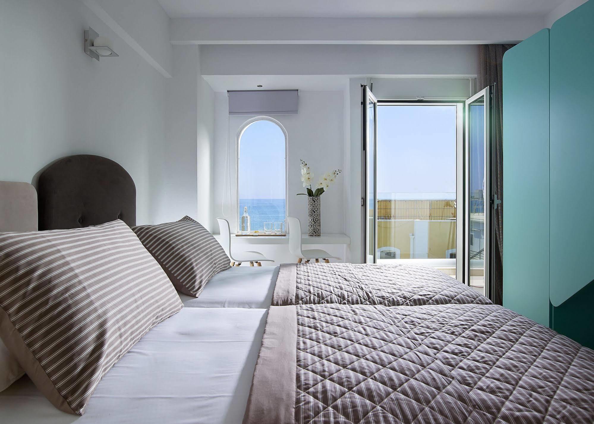 Coral 3*